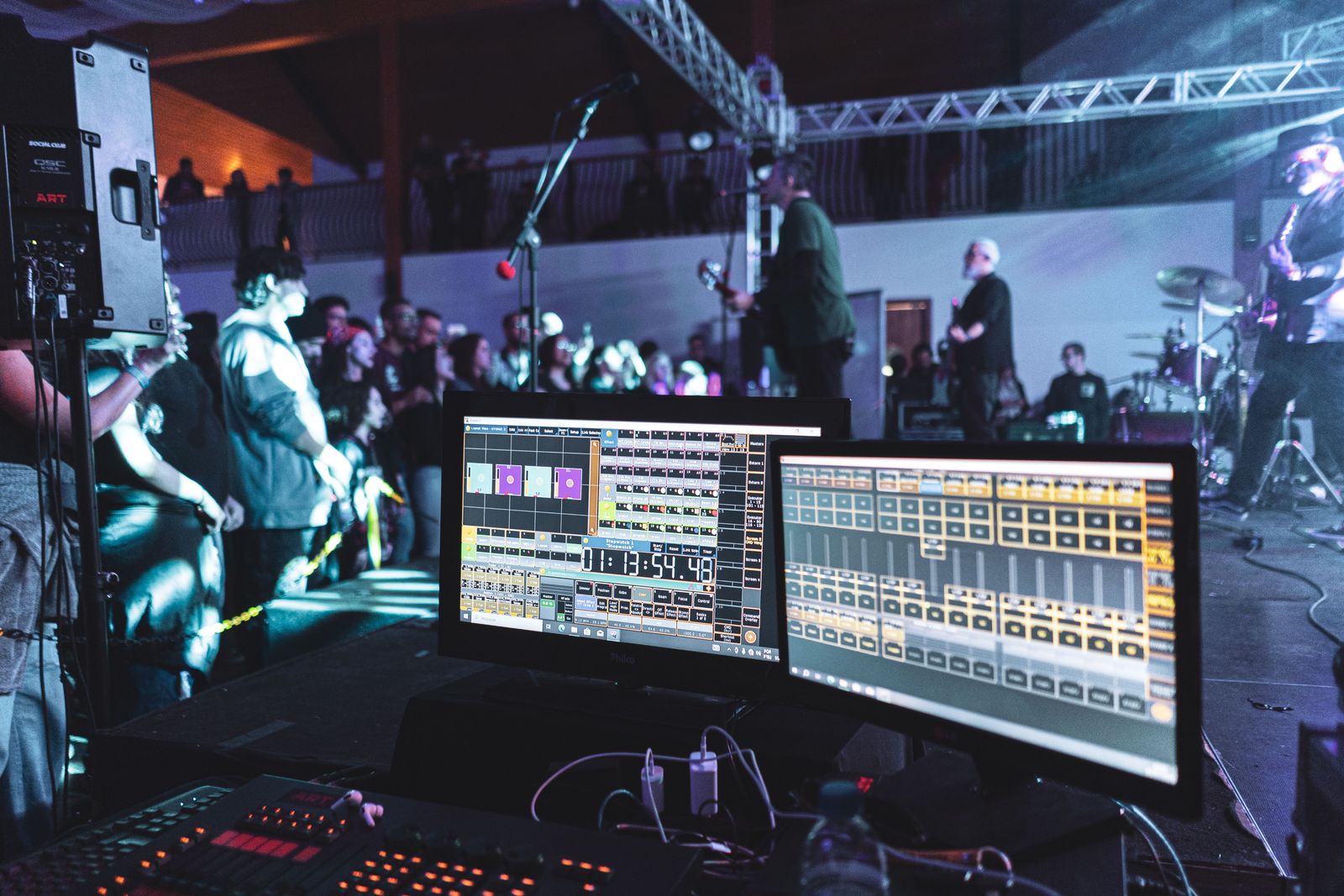 Escenarios y tarimas para eventos en Huelva